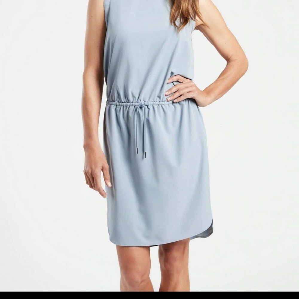 EUC Athleta rincon dress - light blue